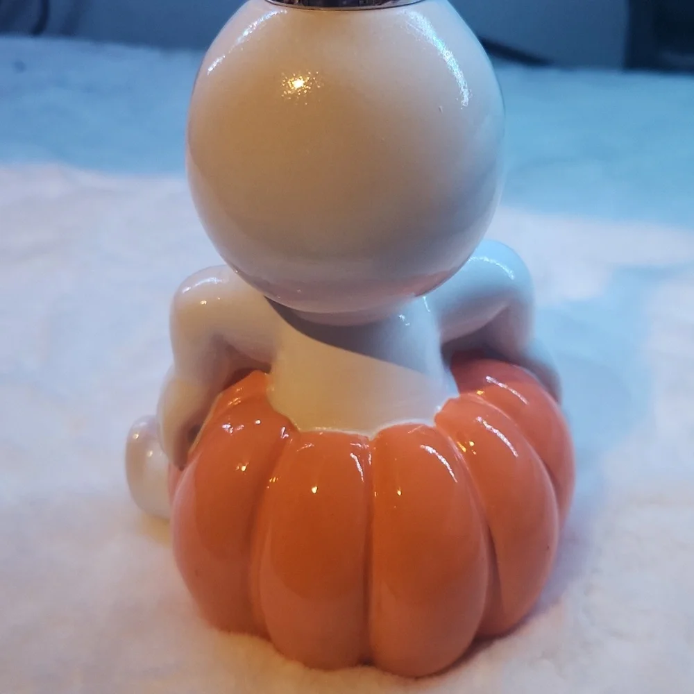 Casper The Friendly Ghost, Halloween 90's Character Spooky Friendly Bathroom Set